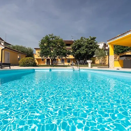 Luxury For 14 People Near Porec Villa