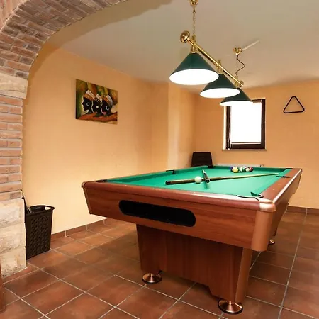 Luxury For 14 People Near Porec Villa Zbandaj