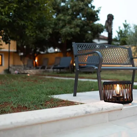 Luxury For 14 People Near Porec * Zbandaj