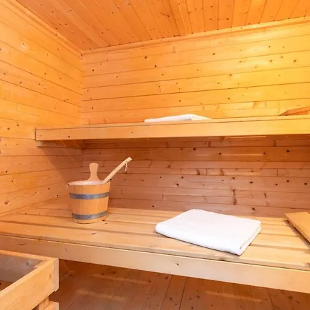 Luxury For 14 People Near Porec