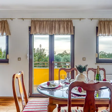 Luxury For 14 People Near Porec Villa