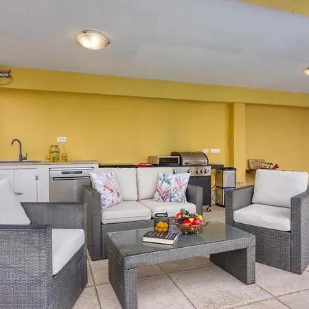 Luxury For 14 People Near Porec Villa *