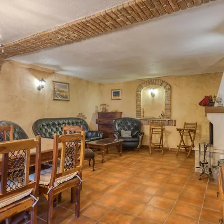 Villa Luxury For 14 People Near Porec *