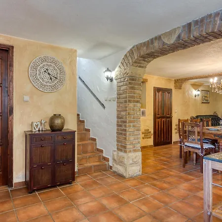 Villa Luxury For 14 People Near Porec *