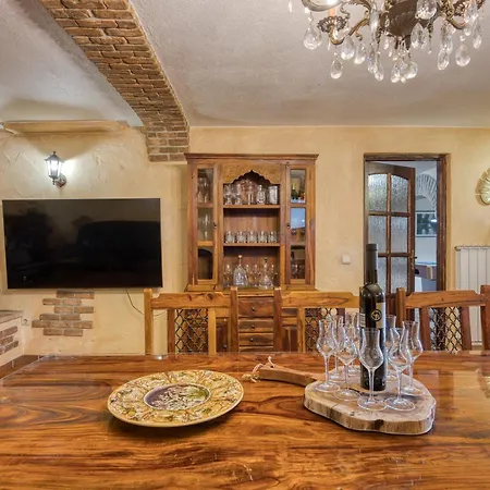 Villa Luxury For 14 People Near Porec Žbandaj